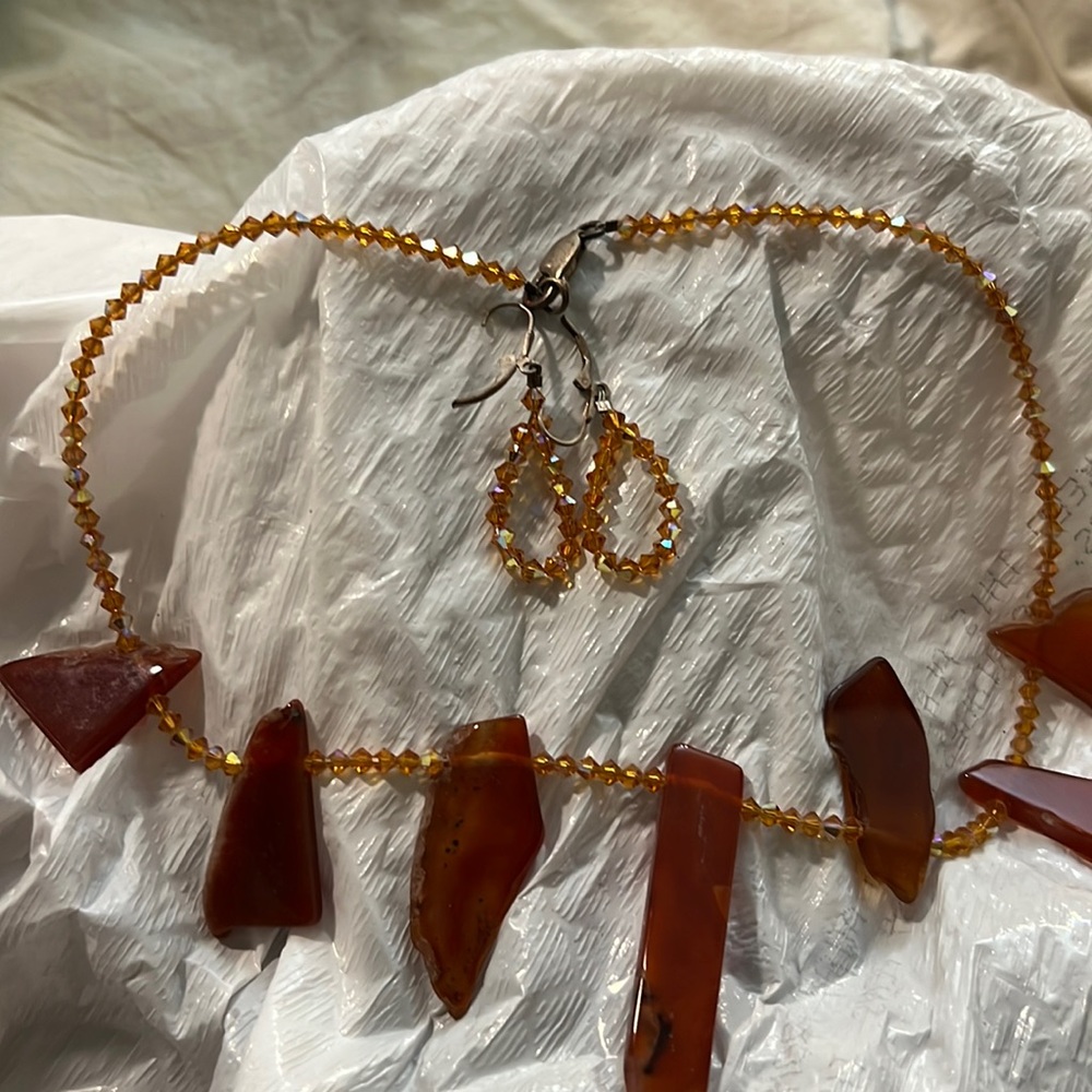 Shimmering jewelry set